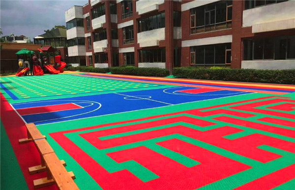 毒跑道事件頻發(fā)，仲達(dá)塑膠懸浮式地板受幼兒園熱捧